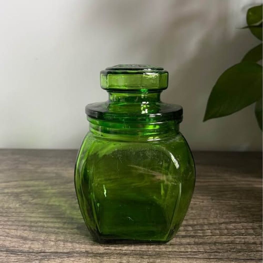 5” H Vintage Emerald Green Glass Apothecary Jar